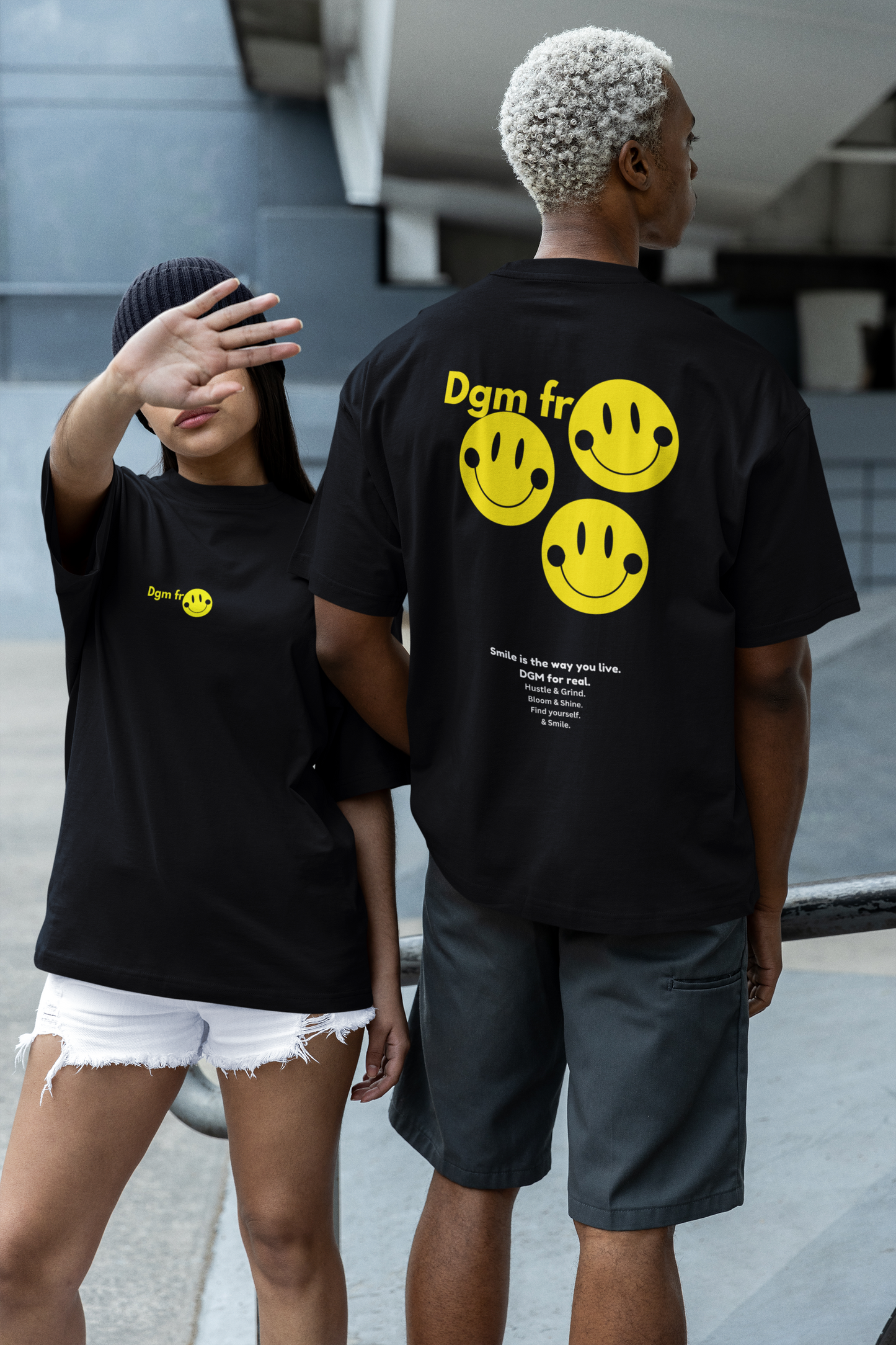DGM fr Smile Graphic Printed Oversized T-Shirt