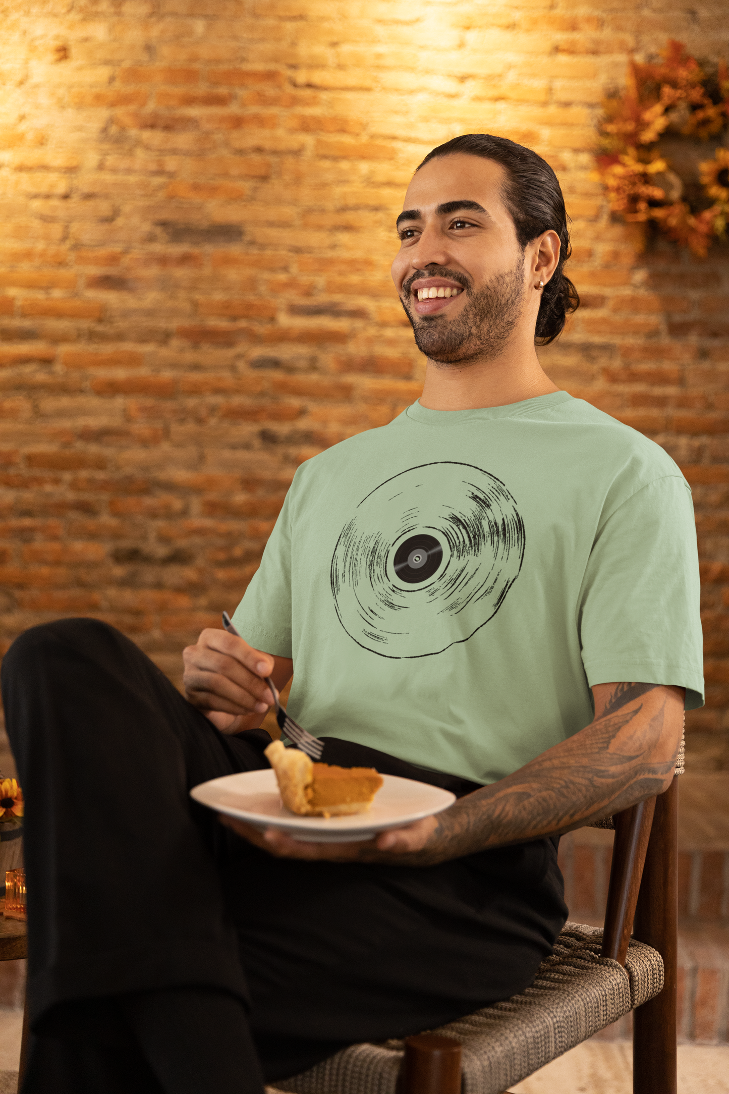 Vintage Musical Disc Oversized Printed T-shirt