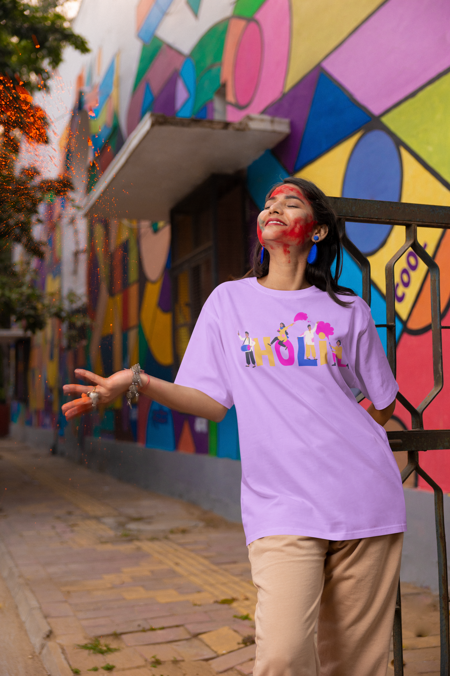 Holi Printed Oversized T-shirt Woman